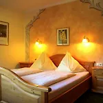 Appartementhaus Olympia Schloessl * Neustift im Stubaital