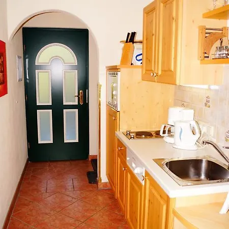 Appartementhaus Olympia Schloessl * ノイシュティフト・イム・シュトゥーバイタール