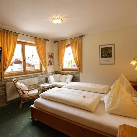 Appartementhaus Olympia Schloessl * ノイシュティフト・イム・シュトゥーバイタール