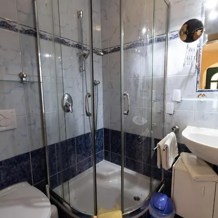 Appartementhaus Olympia Schloessl * ノイシュティフト・イム・シュトゥーバイタール