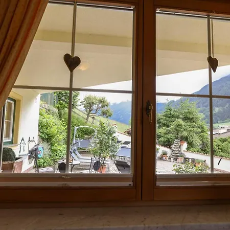 Appartementhaus Olympia Schloessl ノイシュティフト・イム・シュトゥーバイタール