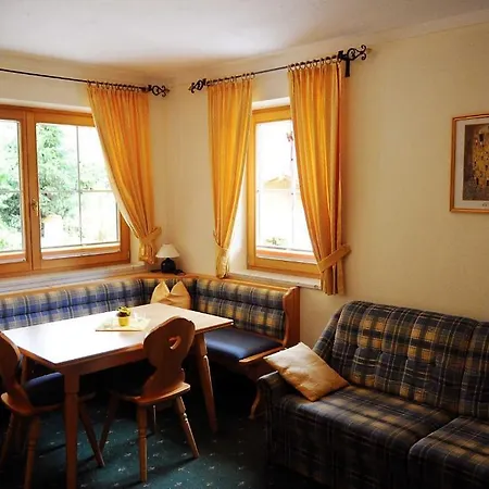 Appartementhaus Olympia Schloessl ノイシュティフト・イム・シュトゥーバイタール