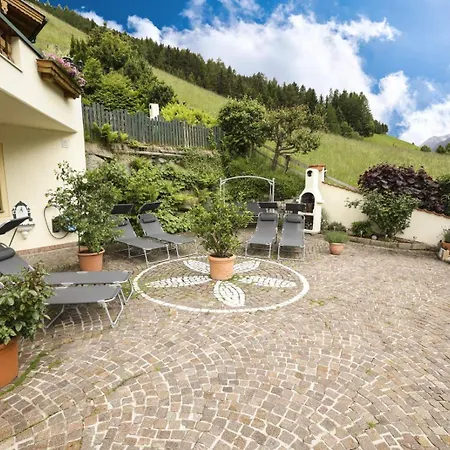 Appartementhaus Olympia Schloessl *