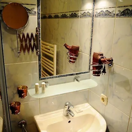 Appartementhaus Olympia Schloessl شقة نيوستيف ام ستوبيتا